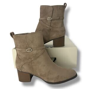 NEW Anne Klein Tan Booties Size 6.5 Beige Sand Low Ankle Boot Faux Suede NWT